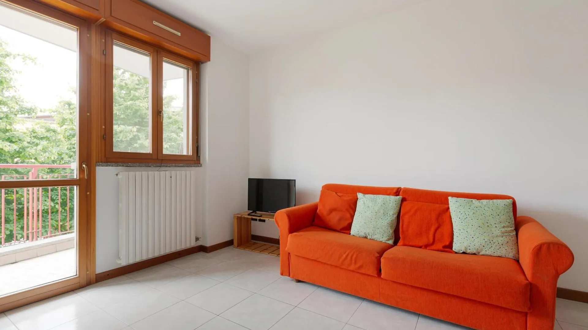 Milano Rogoredo Balcony Apartment X6