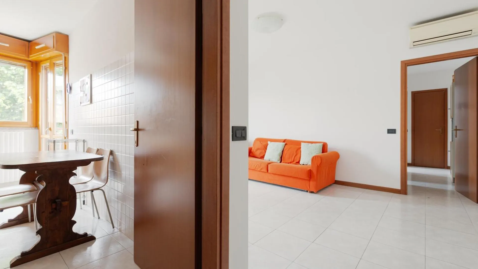 Milano Rogoredo Balcony Apartment X6